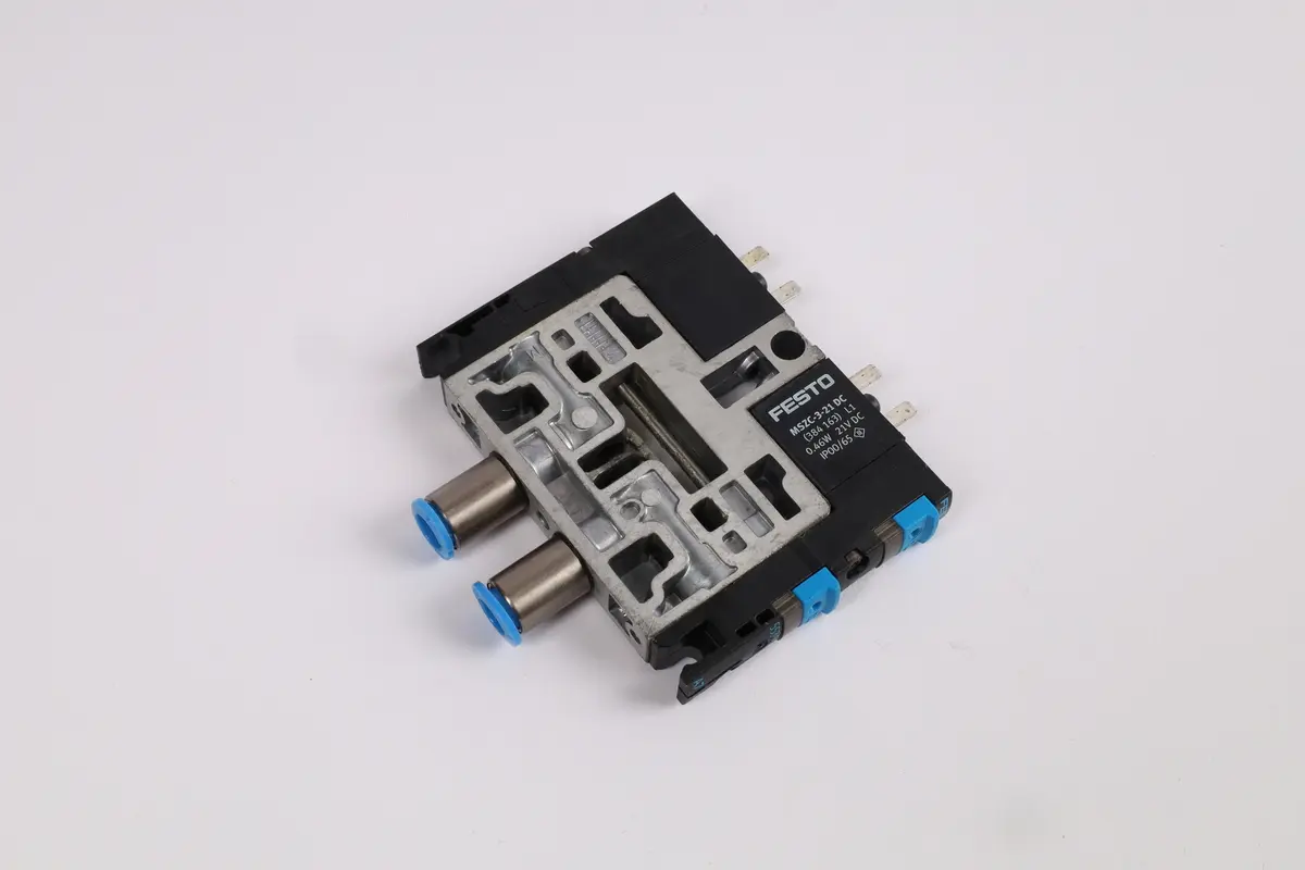 Produktfoto 1 von CPV10-M1H-2X3-GLS-K-M7