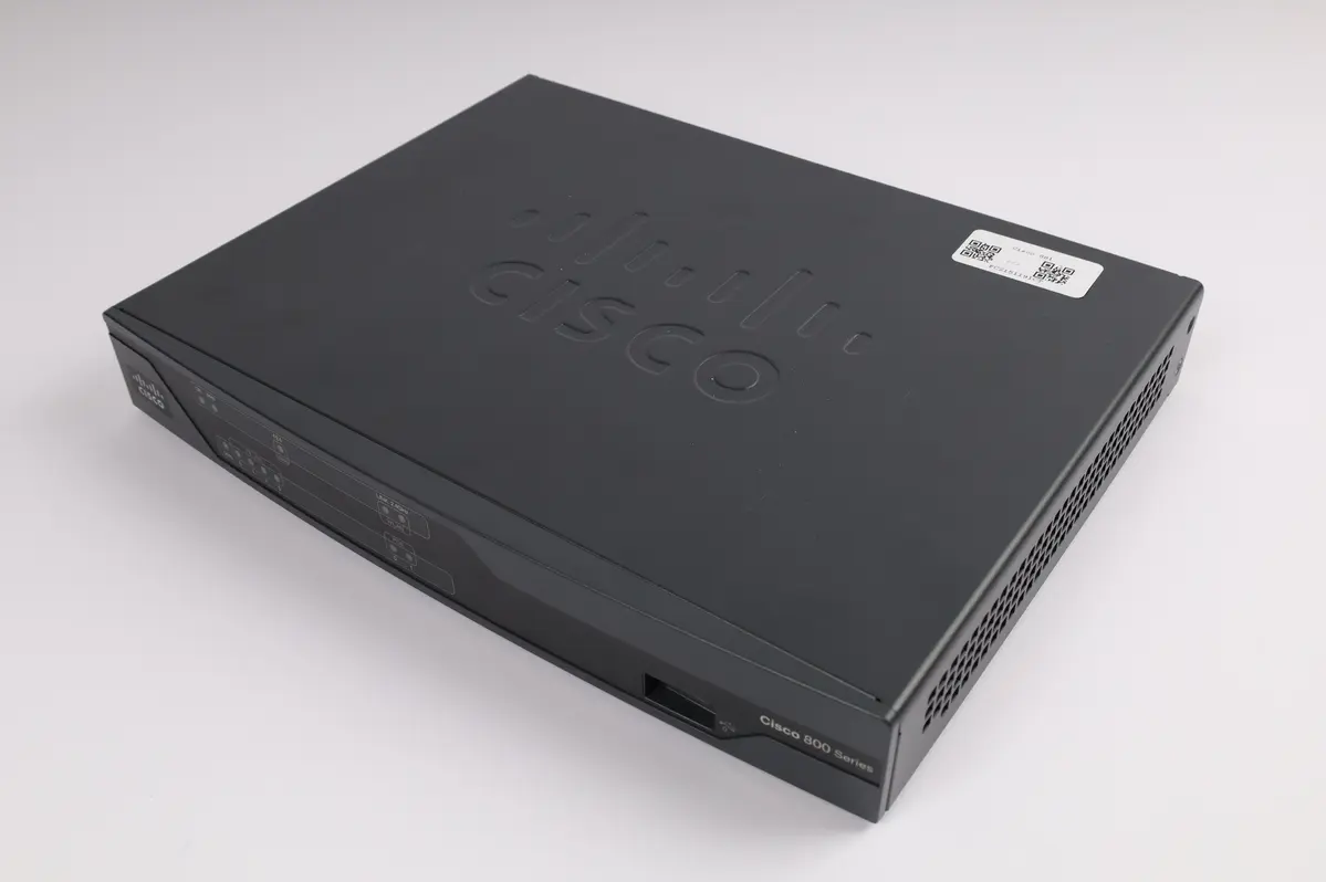 Produktfoto 1 von Cisco 881