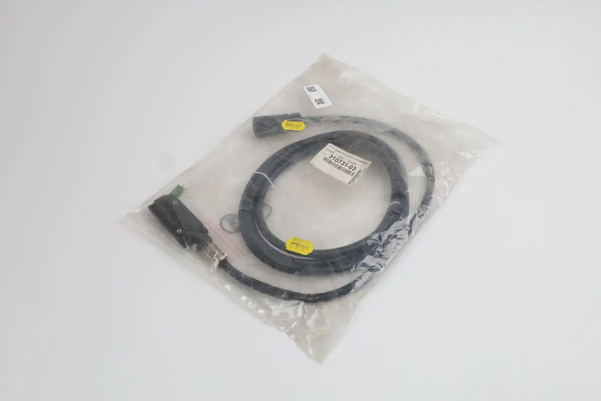 Produktfoto 1 von Cover with connection 31S09-04 300 02 0DB008 09