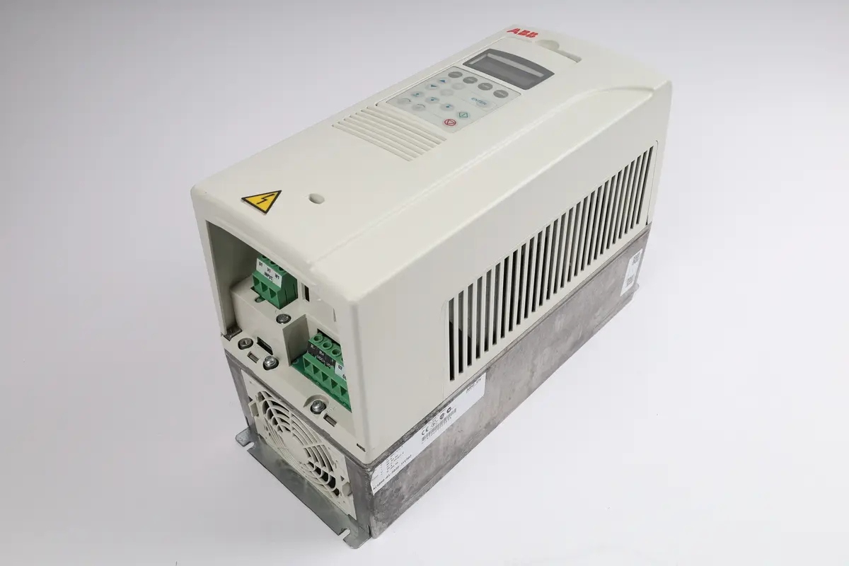 Produktfoto 1 von ACS800-01-0020-3E202