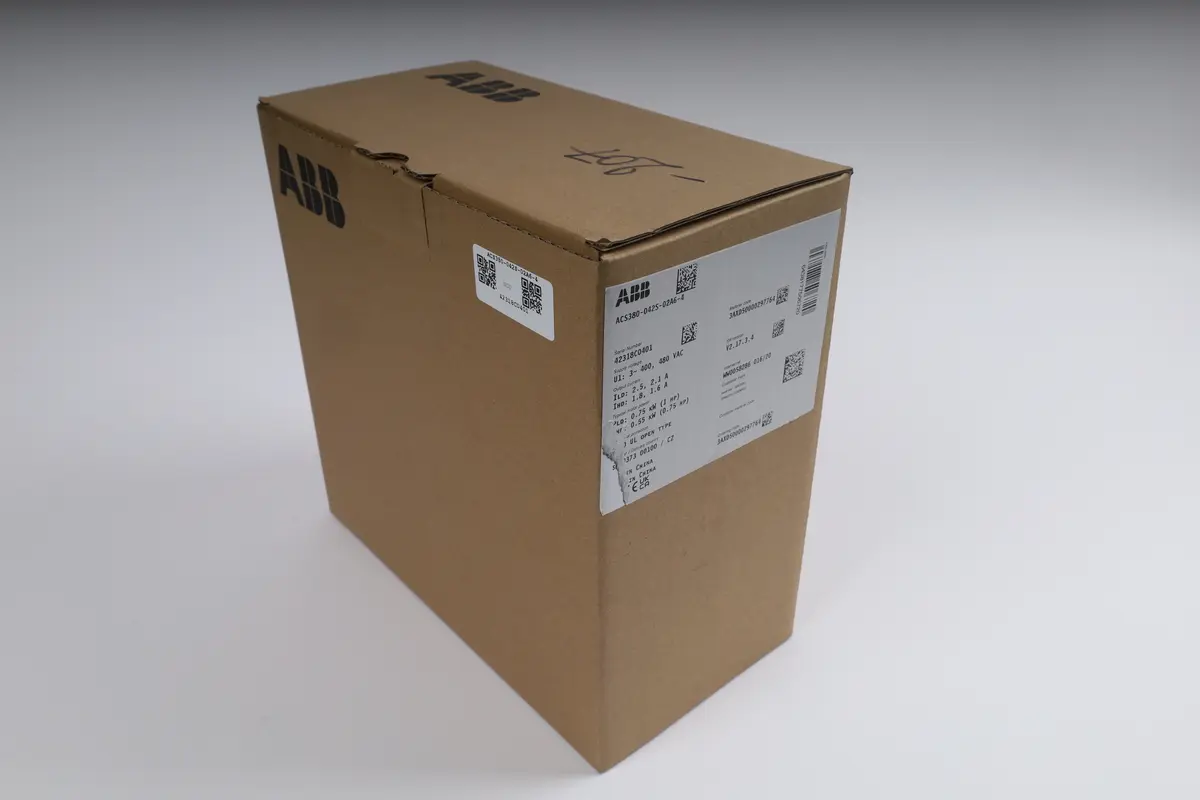 Produktfoto 1 von ACS380-042S-02A6-4