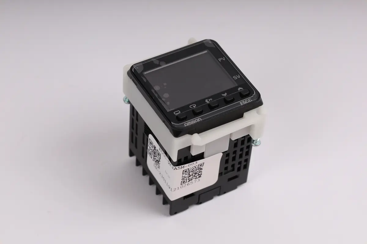 Produktfoto 1 von E5CC-QX3A5M-003