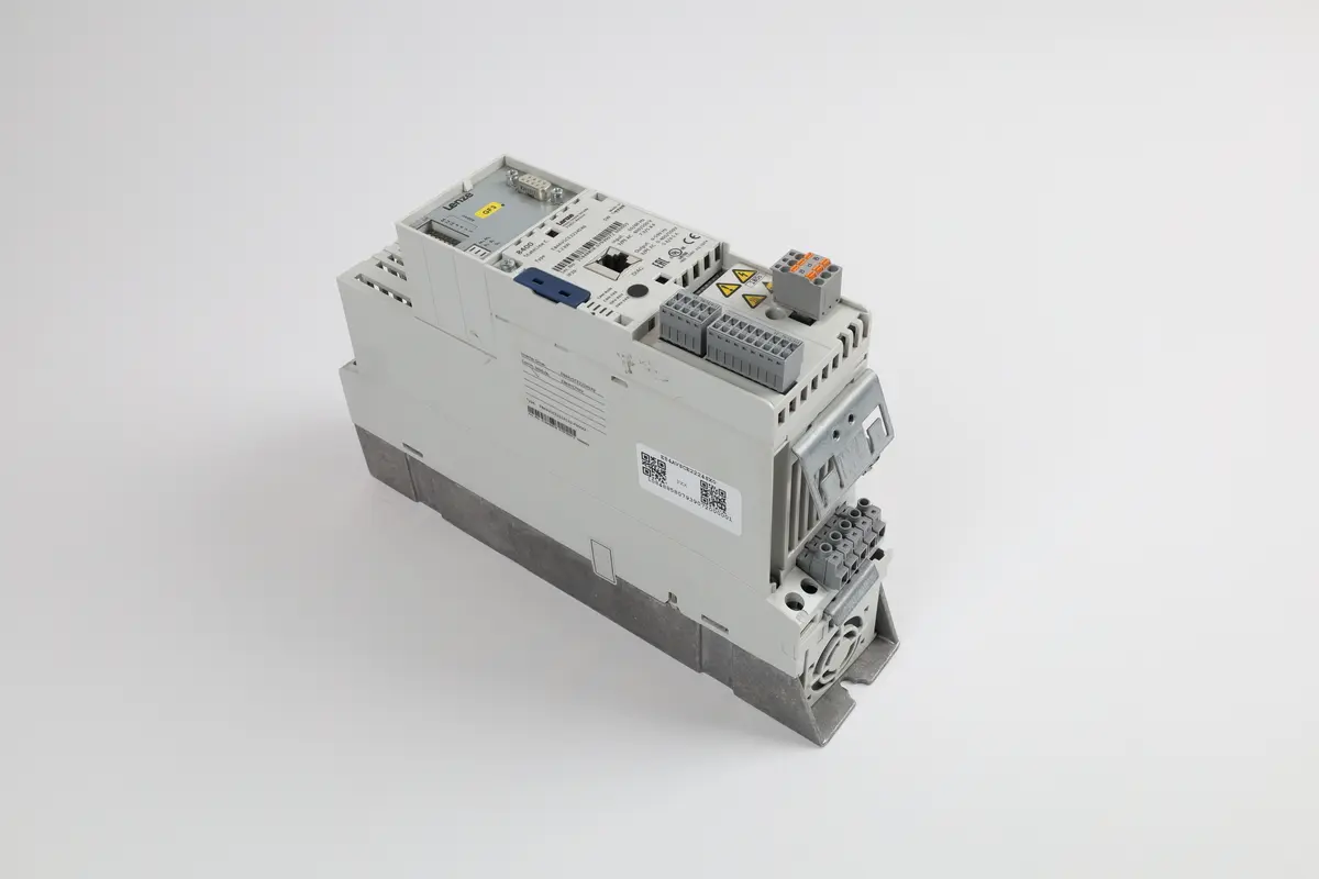 Produktfoto 1 von E84AVSCE2224SX0