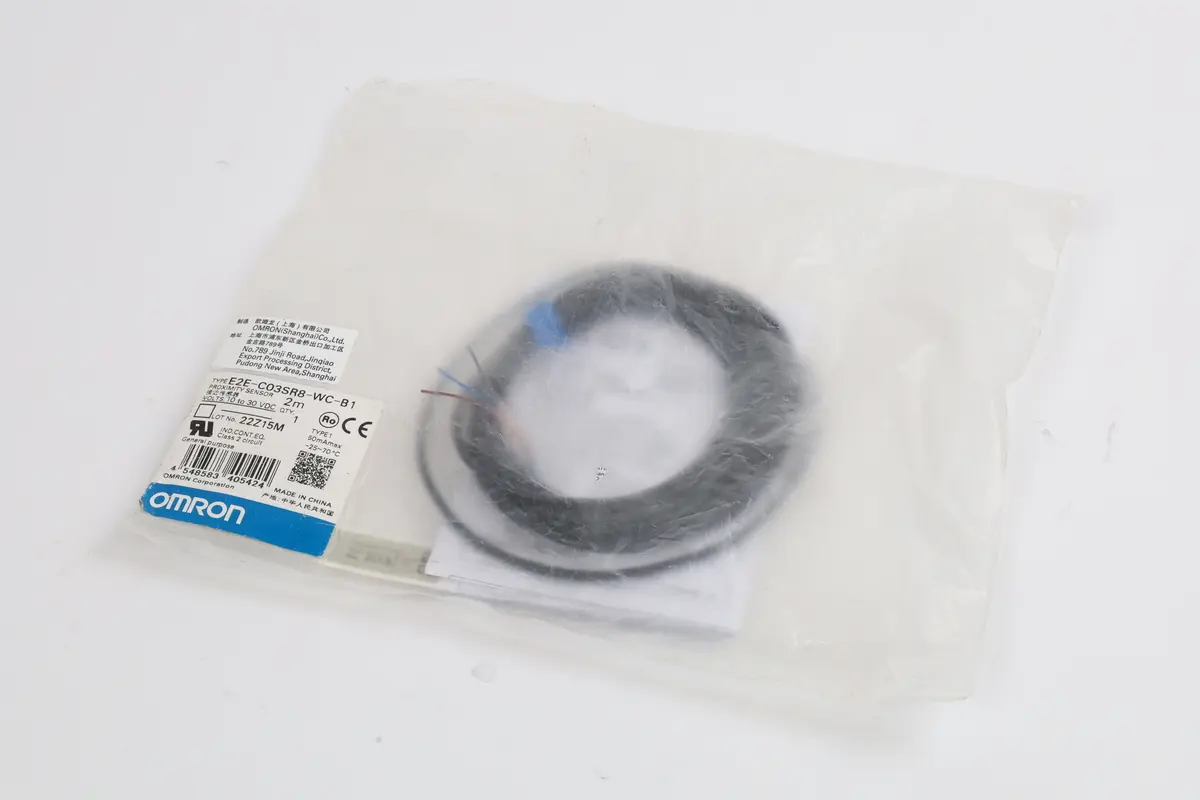 Produktfoto 1 von E2E-C03SR8-WC-B1 2M