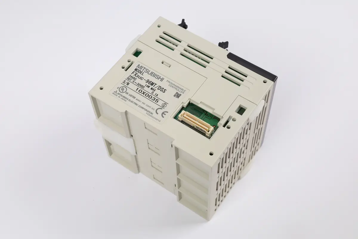 Produktfoto 1 von FX3UC-96MTDSS