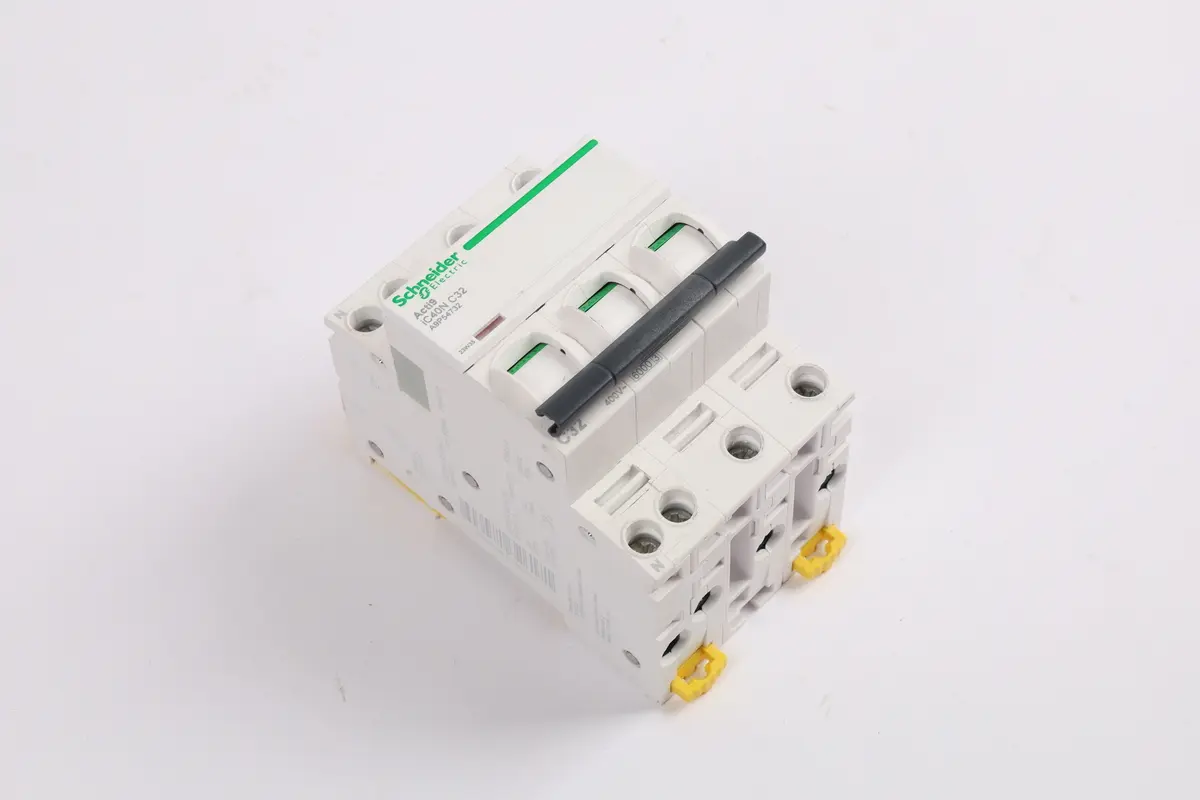 Produktfoto 1 von IC40N C32