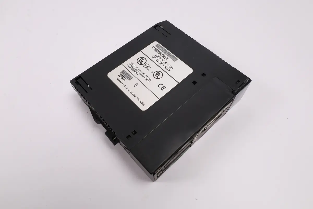 Produktfoto 1 von IC693APU301M