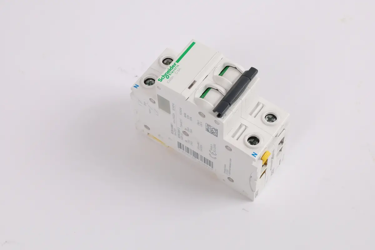 Produktfoto 1 von IC60H C 6A