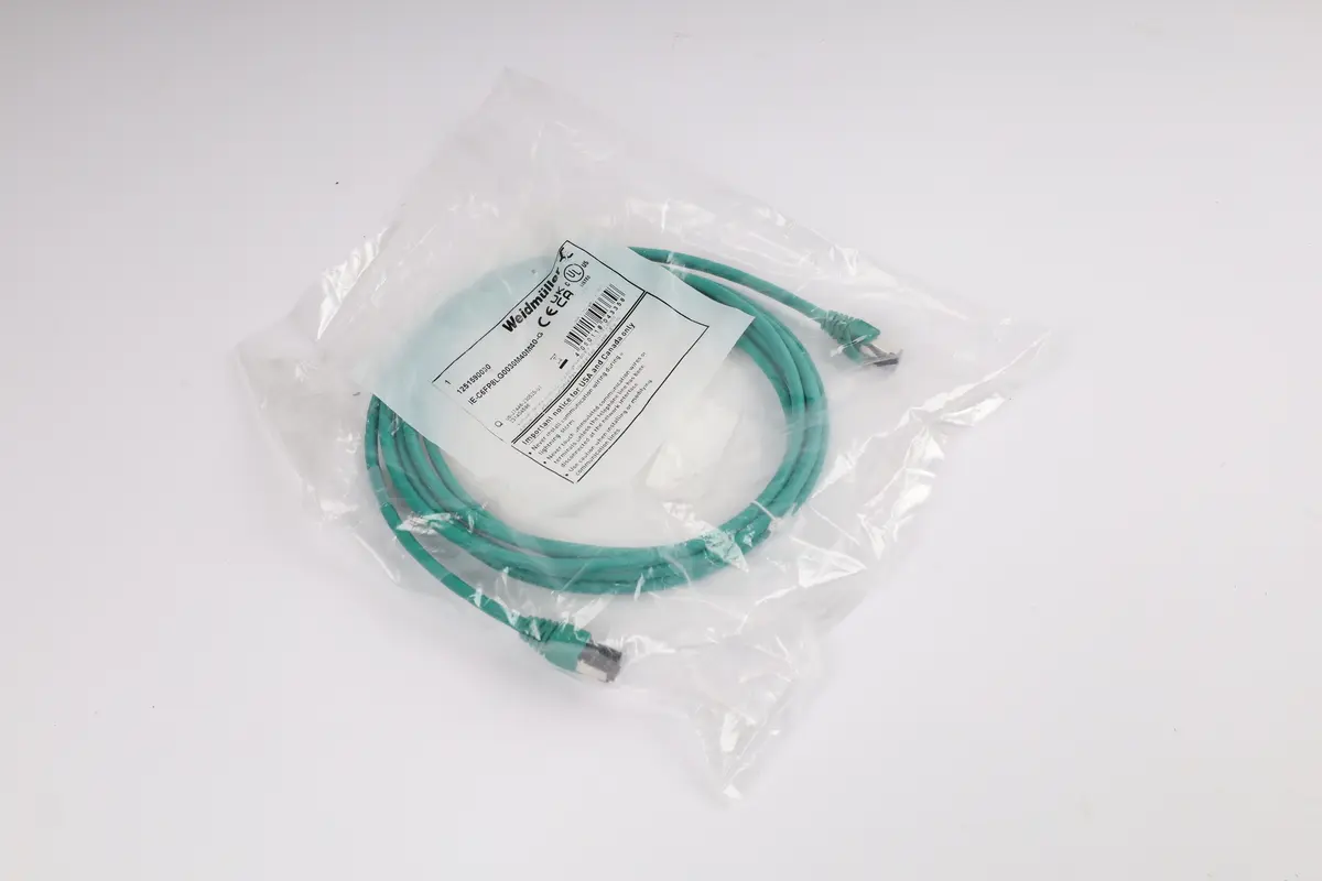 Produktfoto 1 von IE-C6FP8LG0030M40M40-G