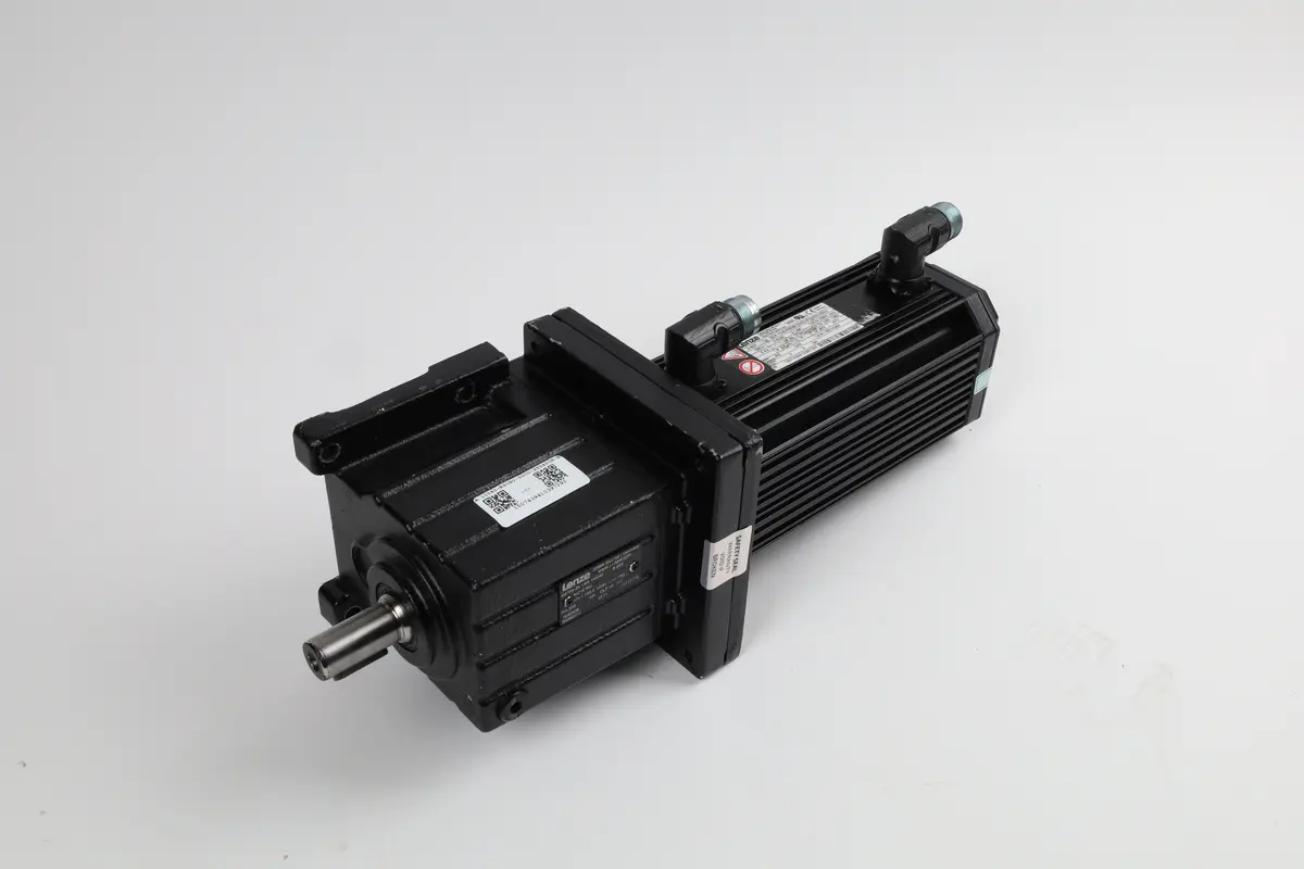 Produktfoto 1 von MCA 10I40-RS0B0-Z0C0-ST5S00N-R0SU