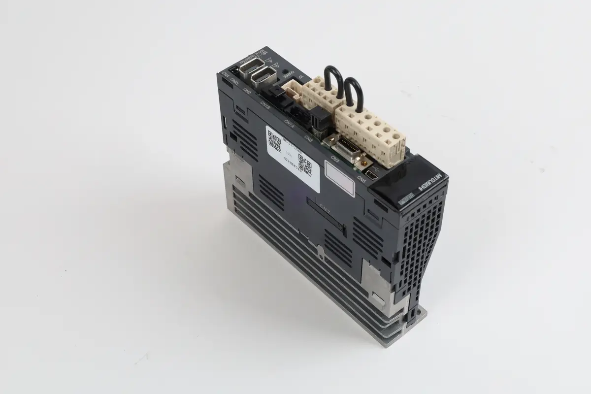 Produktfoto 1 von MR-J3-10BS