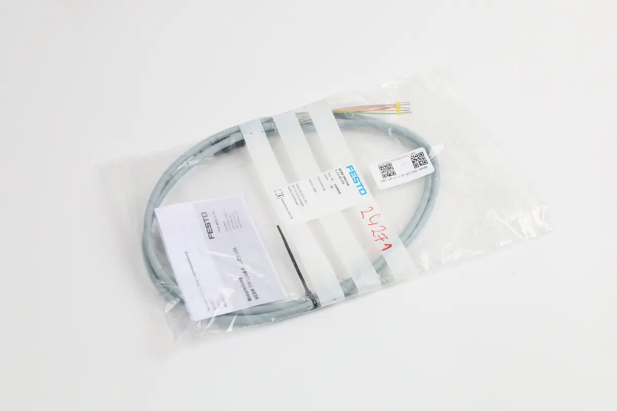 Produktfoto 1 von NEBM-SM12G8-E-15-Q5-LE6