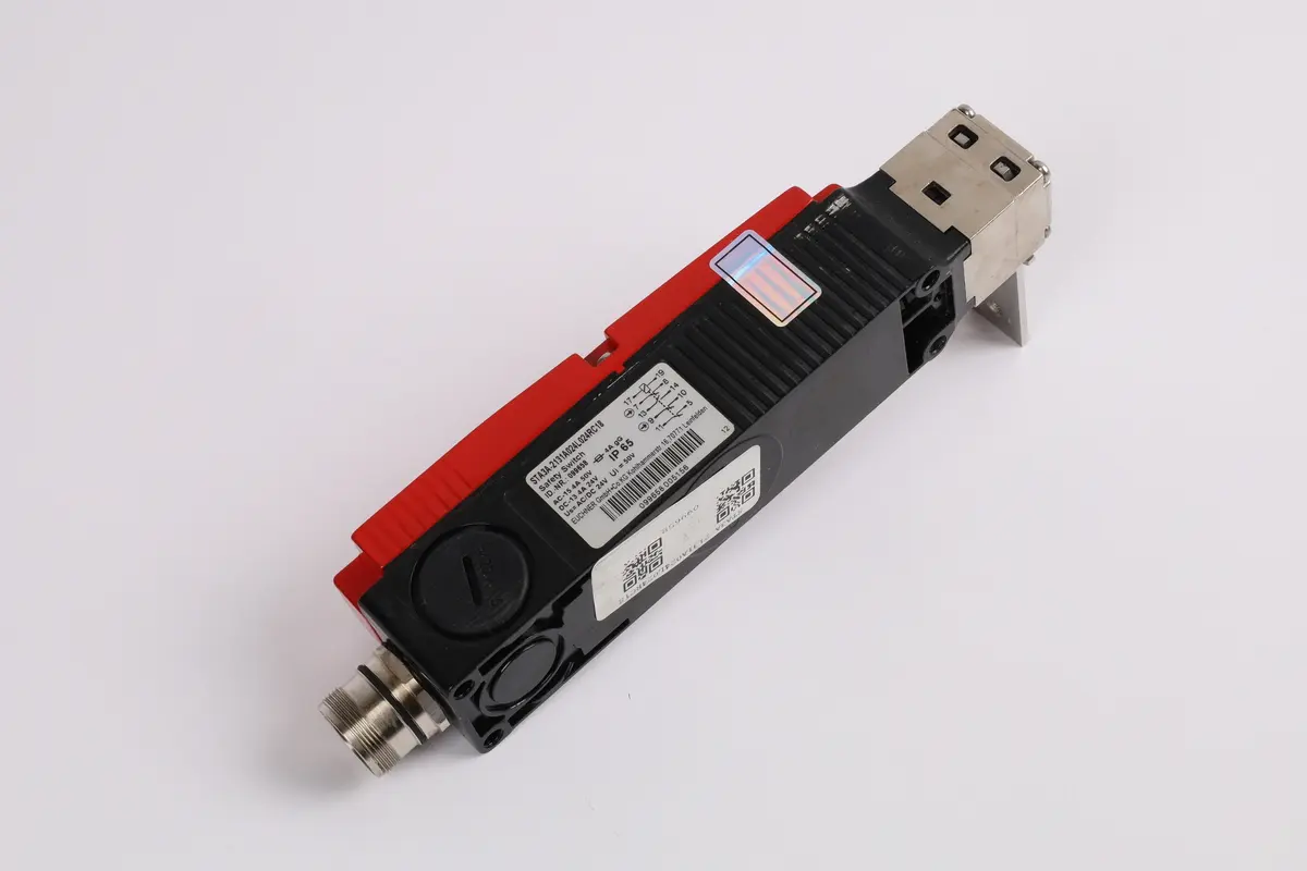 Produktfoto 1 von STA3A-2131A024L024RC18