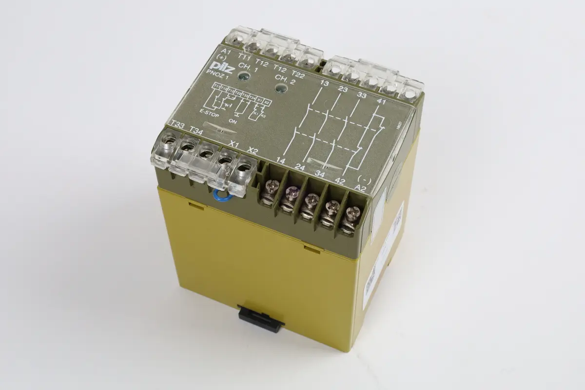 Produktfoto 1 von PNOZ 1 24VDC 3S1Ö