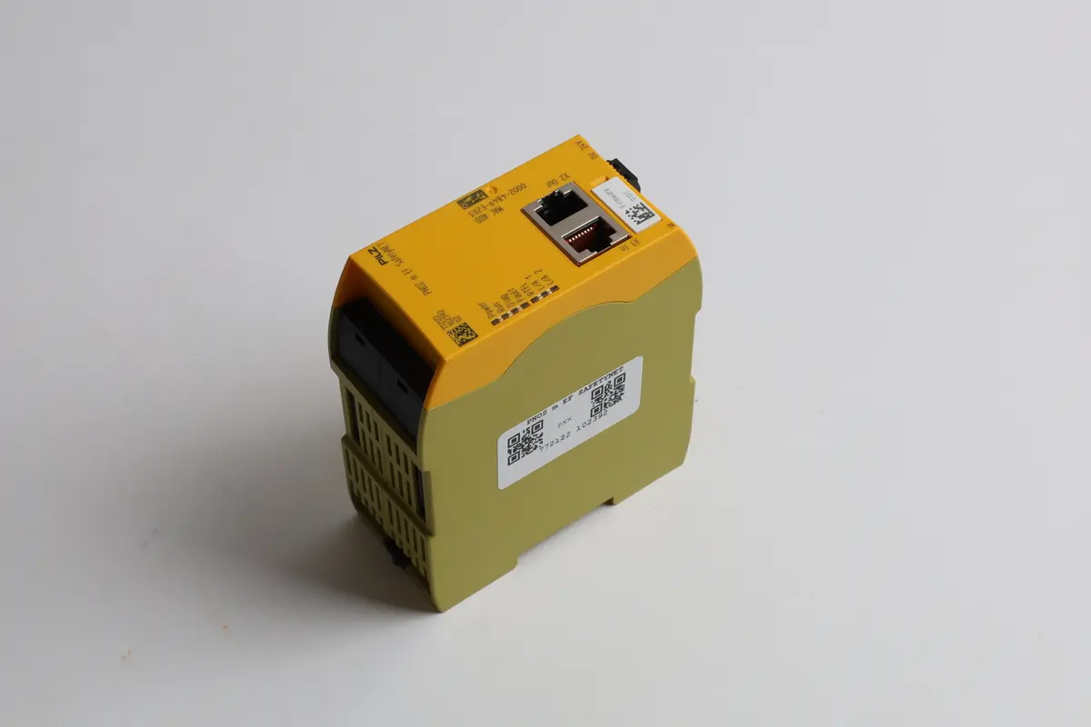 Produktfoto 1 von PNOZ m EF SAFETYNET