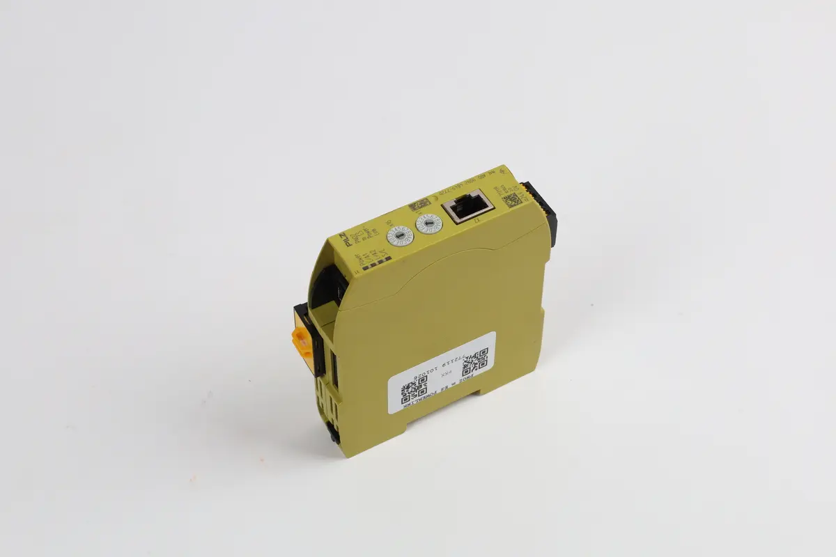 Produktfoto 1 von PNOZ m ES POWERLINK