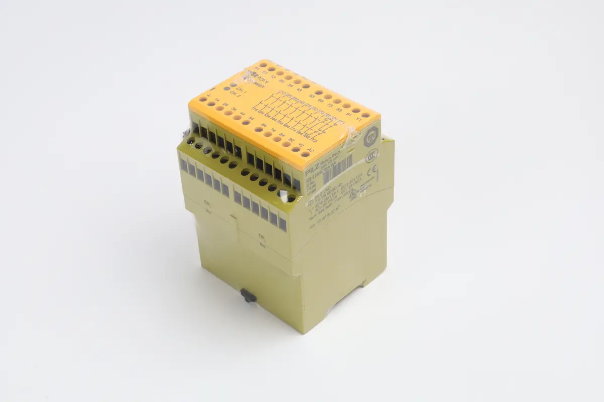 PZE 9 24VAC 8no 1nc
