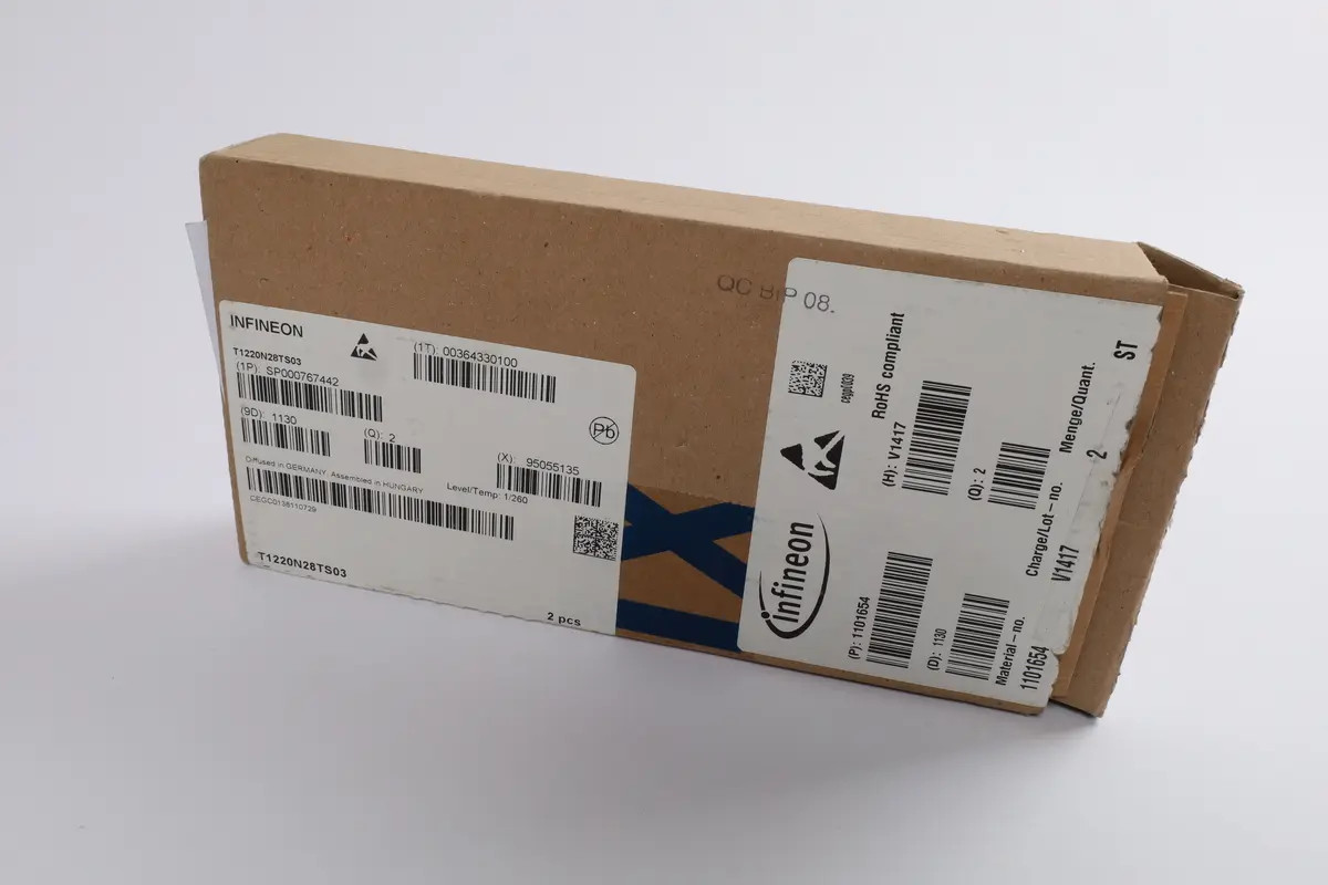 Produktfoto 1 von T1220N28TS03