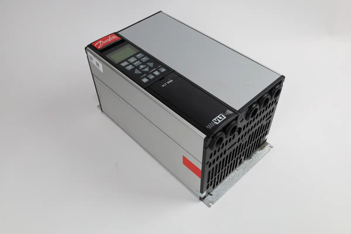 Produktfoto 1 von VLT5006PT5C20STR3DLF00A00C0