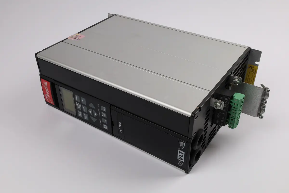 Produktfoto 1 von VLT5008PT5B20SBR3DLF10A00C0
