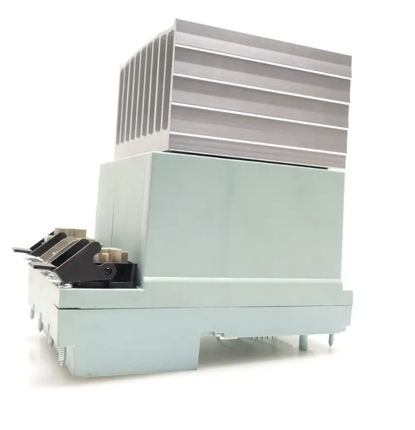 Produktfoto 1 von Siemens Frequenzumrichter 6SL3 514-1KE13-5AE0 | V:B02/V4.70 | 6SL3514-1KE13-5AE0