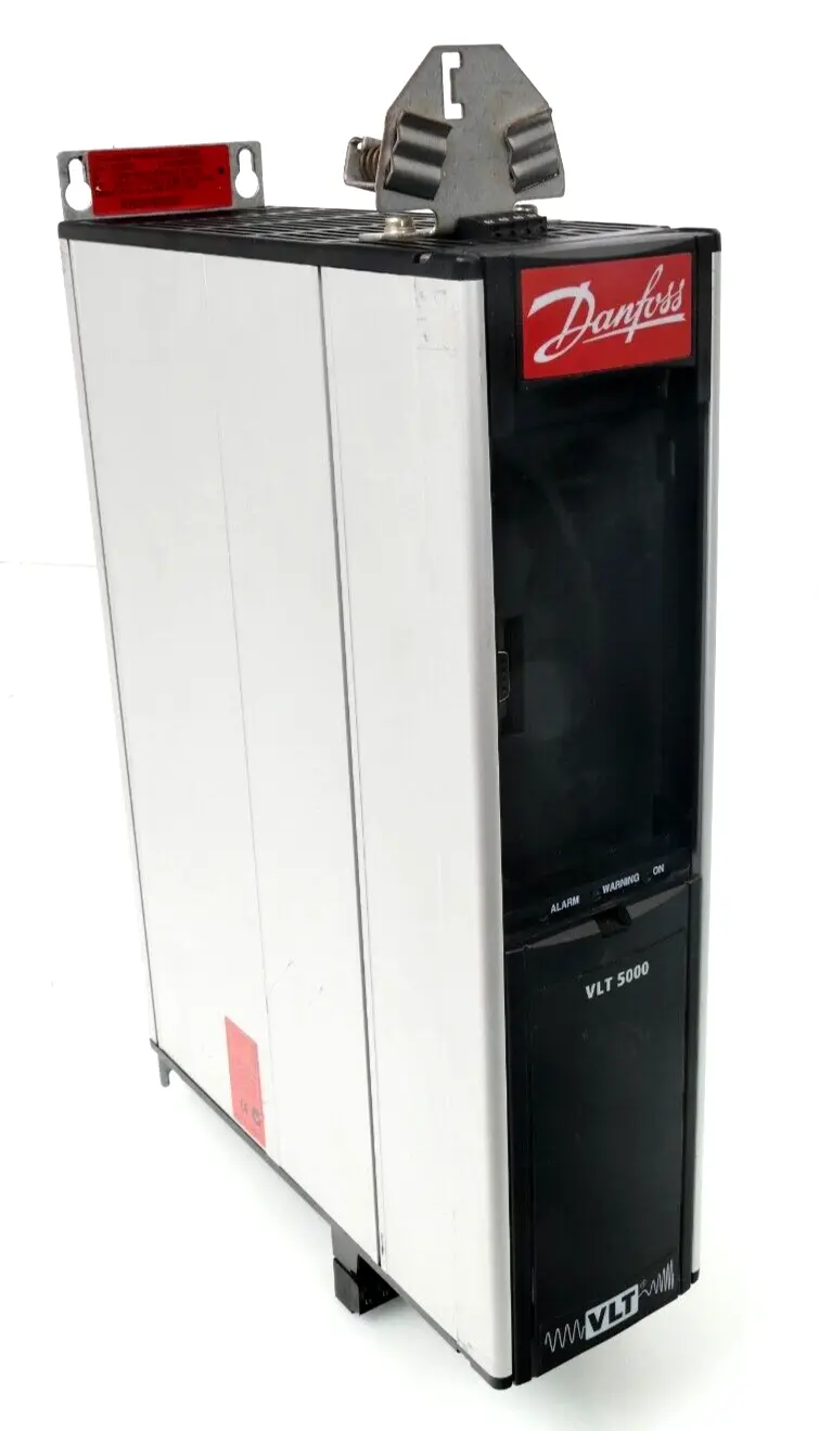 Produktfoto 1 von Danfoss VLT 5000 Frequenzumrichter VLT5002PT5B20STR3DLF10A00C0 | 175Z0539