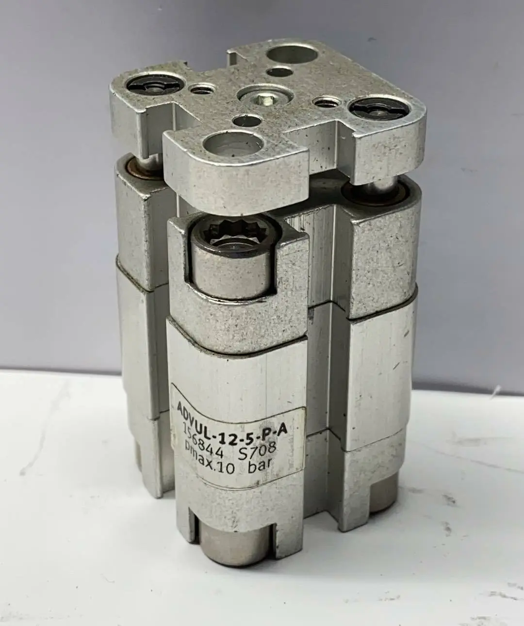 Produktfoto 1 von Festo Kompaktzylinder ADVUL-12-5-P-A | 156844