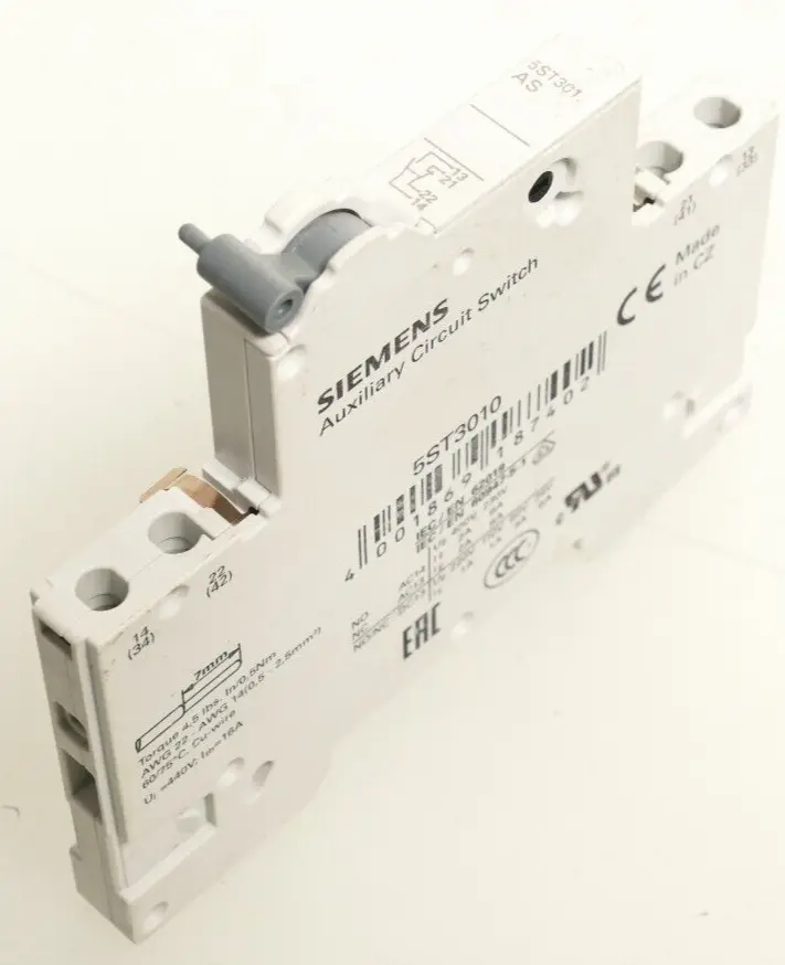 Produktfoto 1 von Siemens Hilfsstromschalter 5ST3010 Auxiliary Circuit Switch | 5ST301.AS