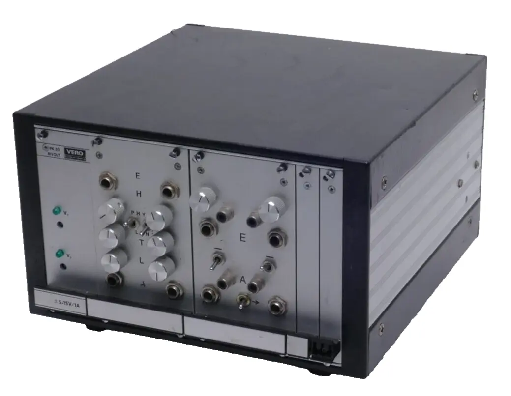 Vero 116-15408 Schaltnetzteil BIVOLT PK 30 + 2x Verstärkermodul + Rack
