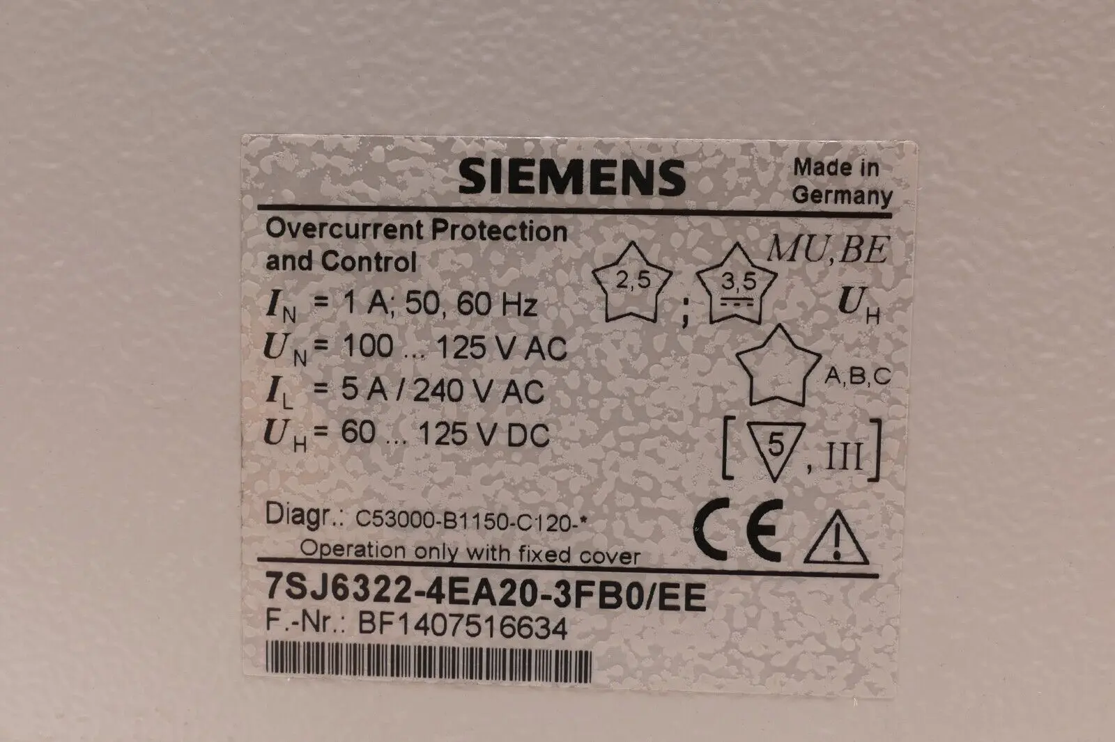 Produktfoto 1 von Siemens Siprotec digitaler Multischutz mit Vorsteuerung | 7SJ6322-4EA20-3FB0/EE