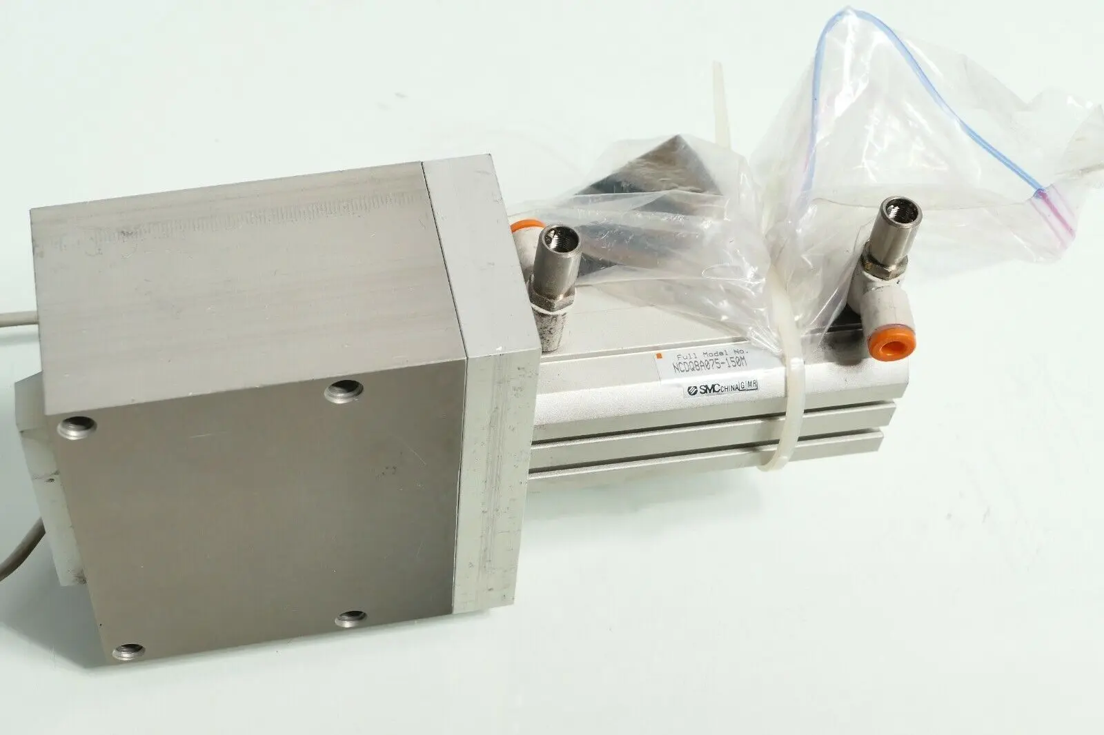 Produktfoto 1 von Smc NCDQ8A075-150M Kompakt-Zylinder Doppeltwirkende Einzelstange Pneumatisch