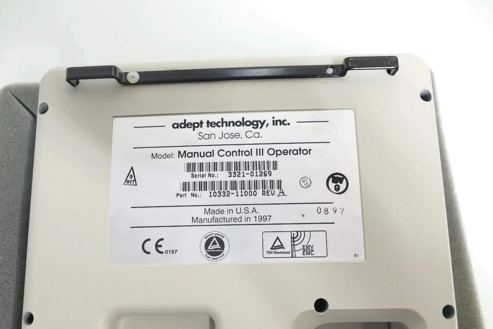 ADEPT TECHNOLOGY Manual Control lll Operator | Rev. A | 10332- 11000