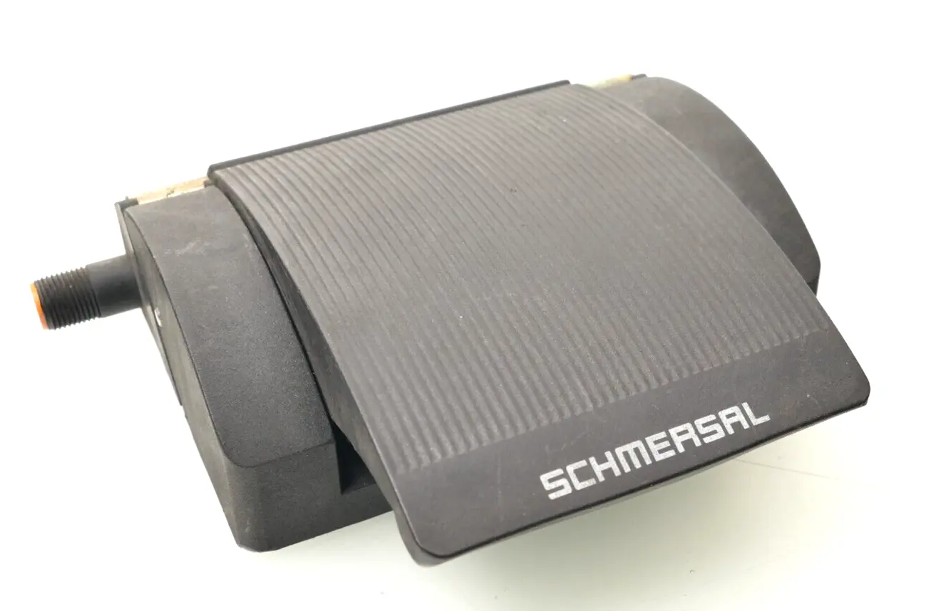 Produktfoto 1 von Schmersal Sicherheitssensor | BNS-B20-12z-ST-R
