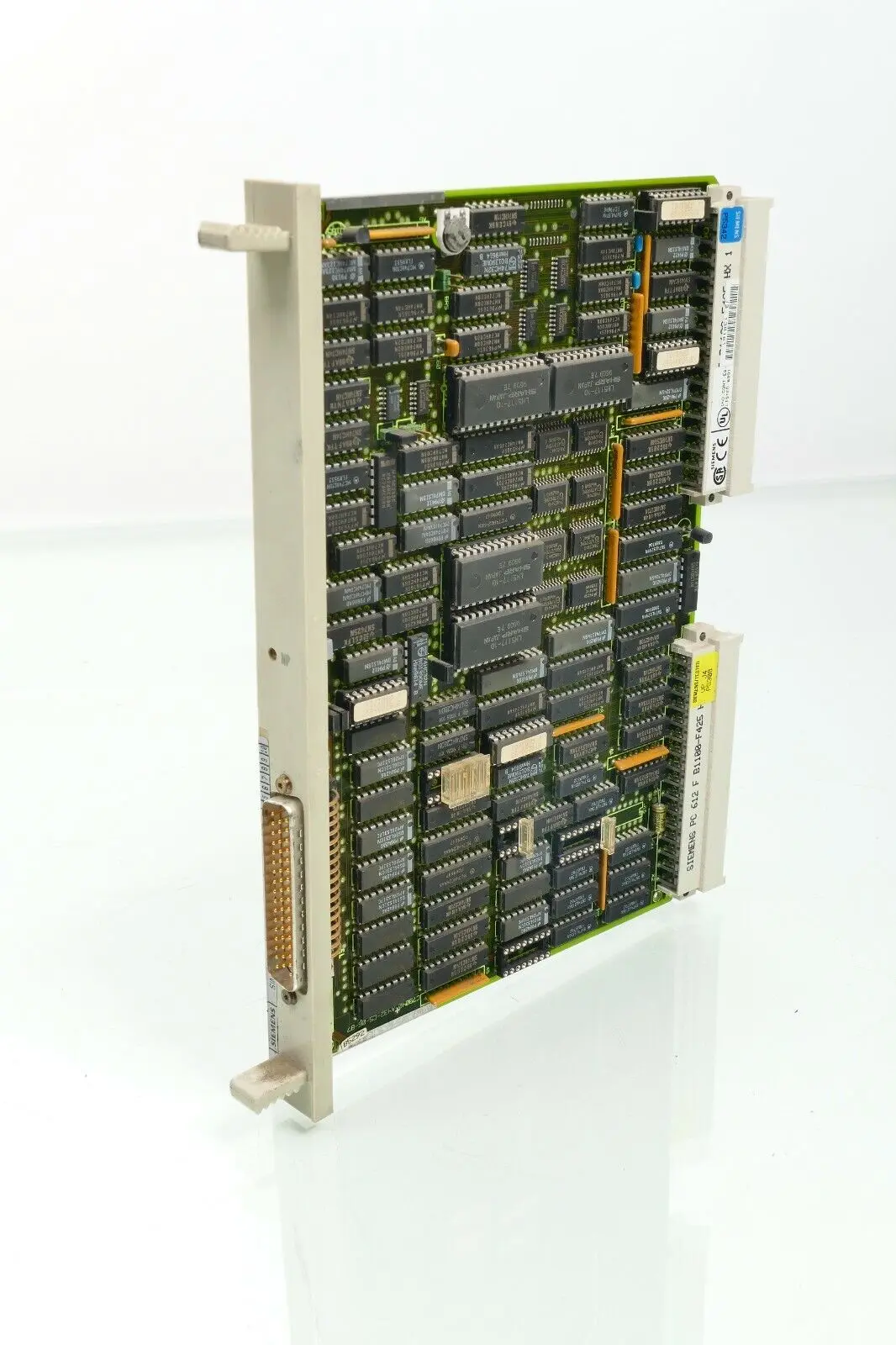 Produktfoto 1 von Siemens SIMATIC S5 | 6ES5 324-3UA12 | 6ES5324-3UA12