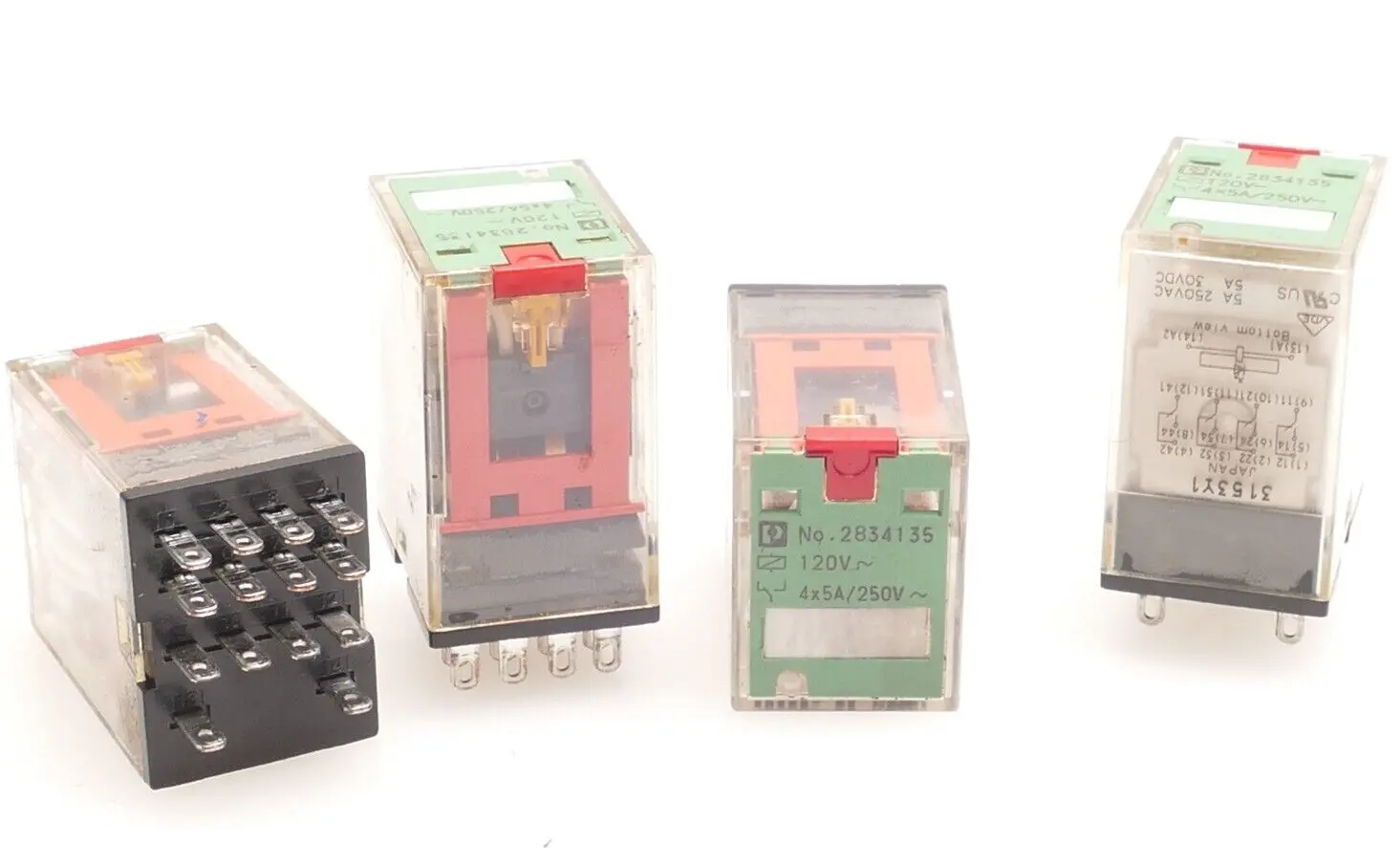 Produktfoto 1 von 4x Phoenix Contact Steckrelais 4x5A/250V | 28 34 13 5 | 2834135