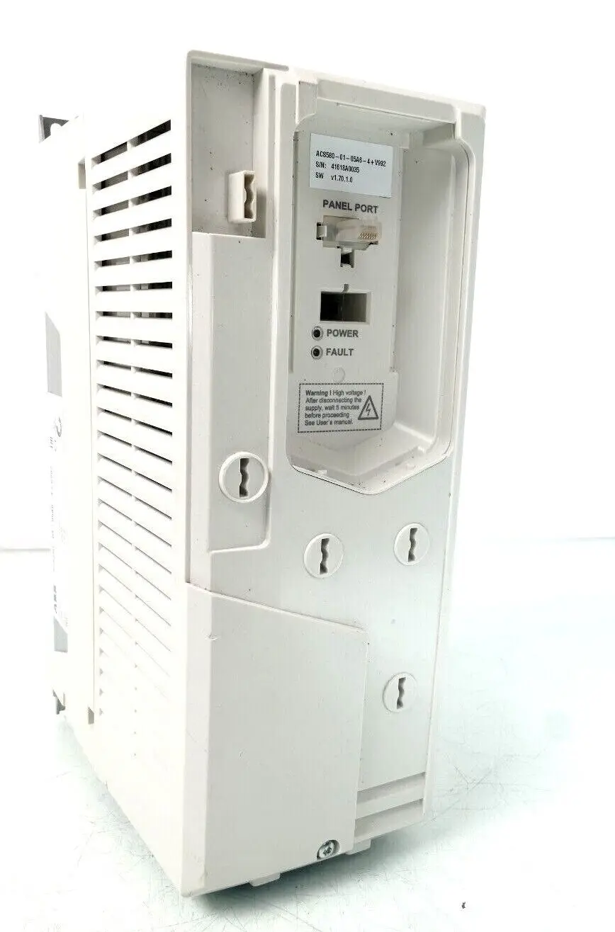 Produktfoto 1 von ABB Frequenzumrichter 400/480 V AC | V1.70.1.0 | ACS580-01-05A6-4+V992