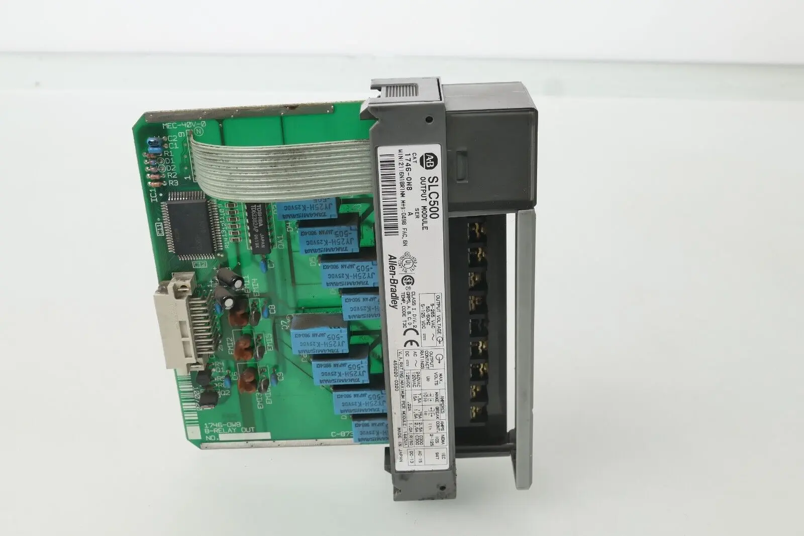 Produktfoto 1 von Allen-Bradley SLC500 Output Module | Ser. A | 1746-0W8