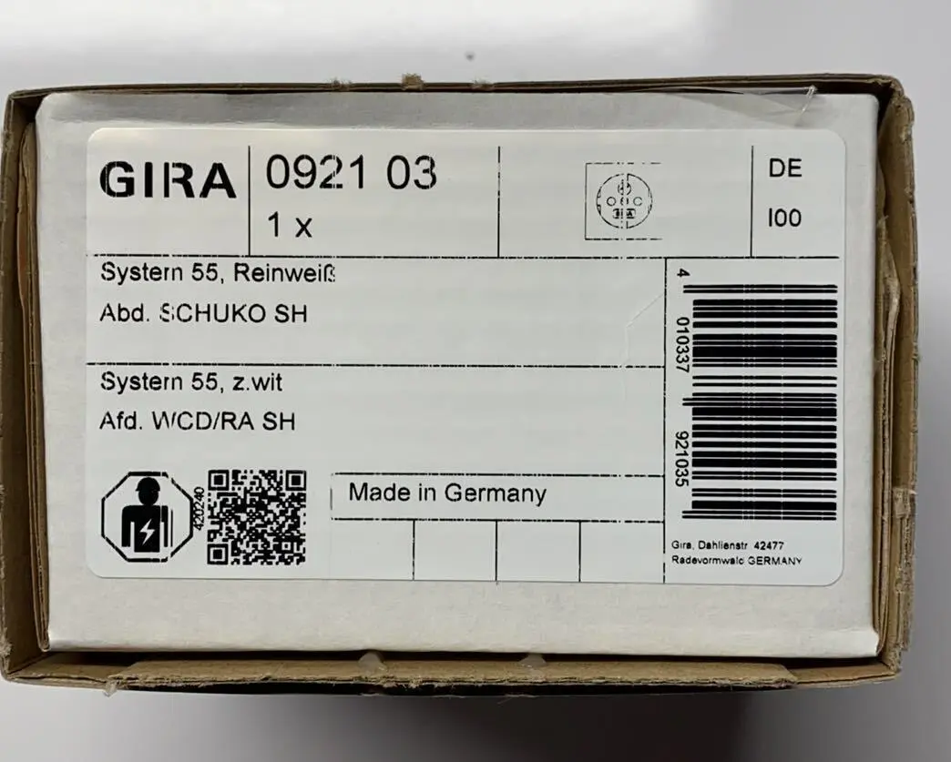 Produktfoto 1 von Gira System 55 Abdeckung Steckdose SCHUKO SH reinweiß glänzend | 092103