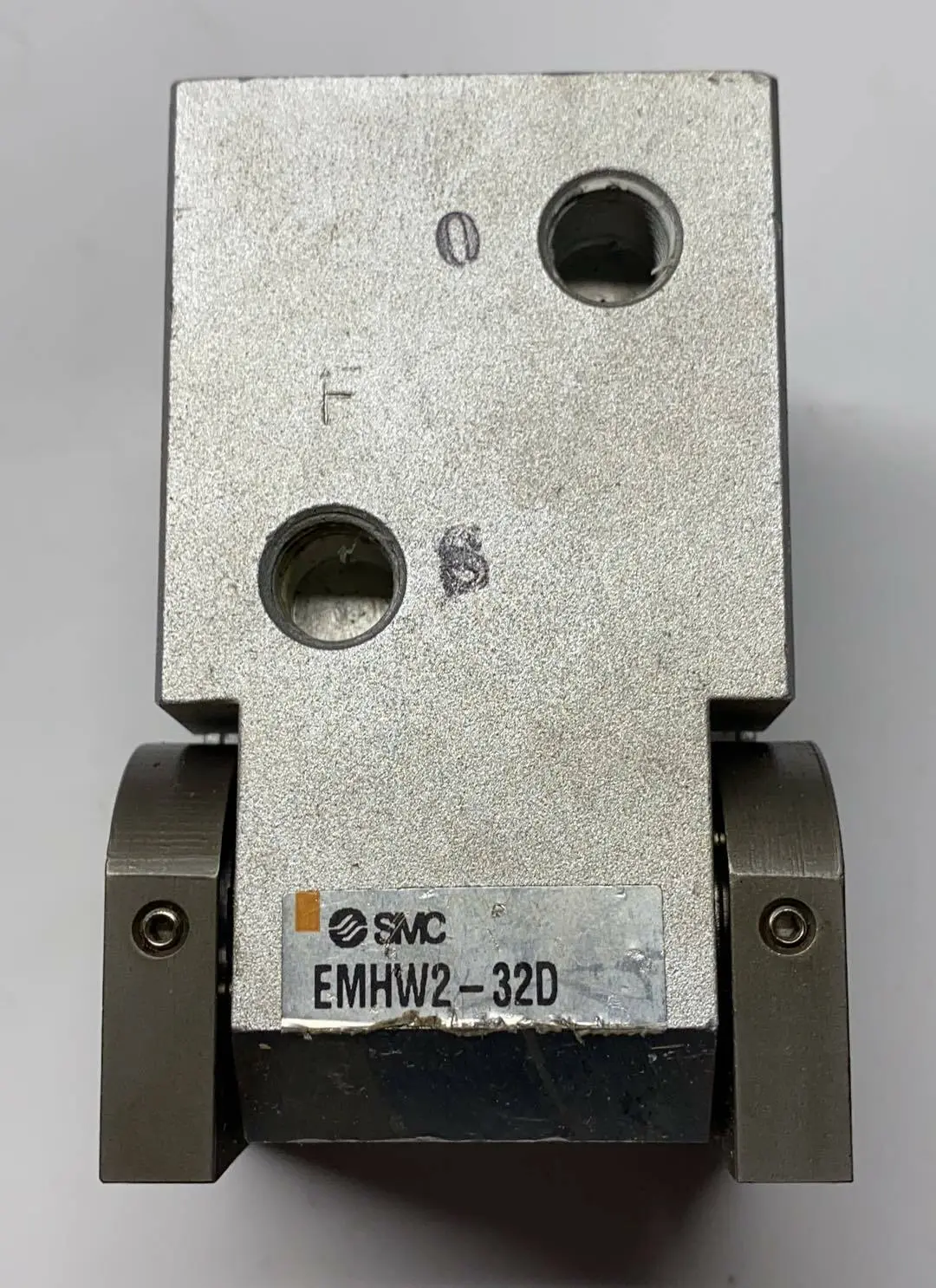Produktfoto 1 von SMC Radialgreifer | EMHW2-32D