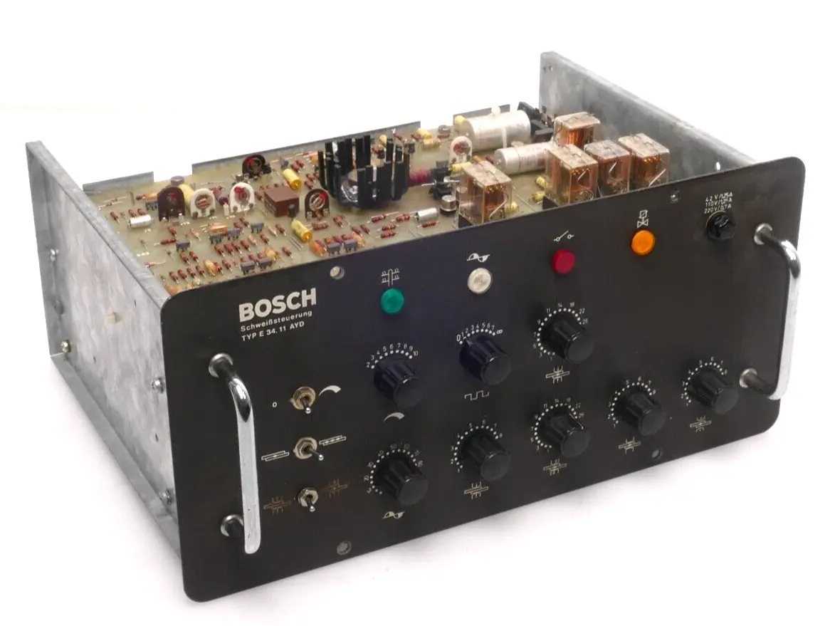 Produktfoto 1 von Bosch Schweißsteuerung E 34.11 AYD | 01020679-104401
