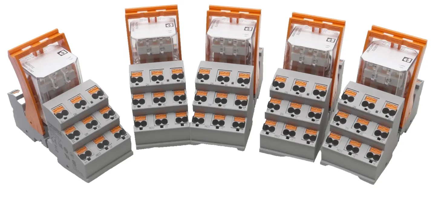 Produktfoto 1 von 5x Phoenix Contact RIF Interface Relais 29 00 96 1 | RIF-4-BPT/3x21 | 2900961