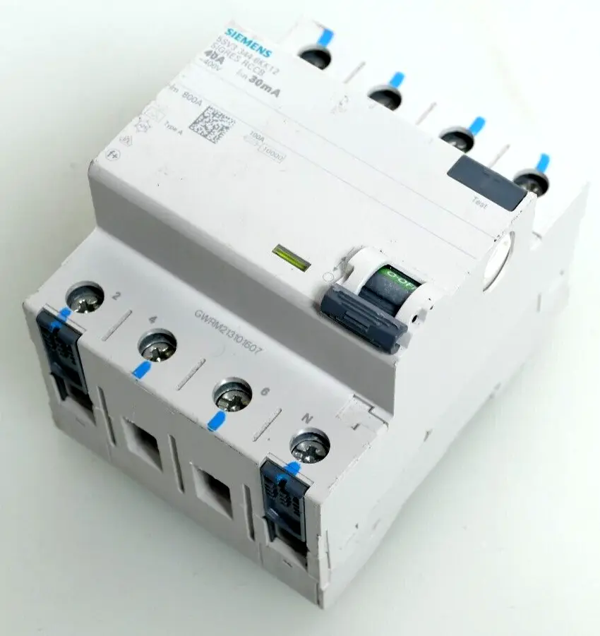 Produktfoto 1 von Siemens SIGRES RCCB FI-Schutzschalter 5SV3 344-6KK12 | 5SV3344-6KK12