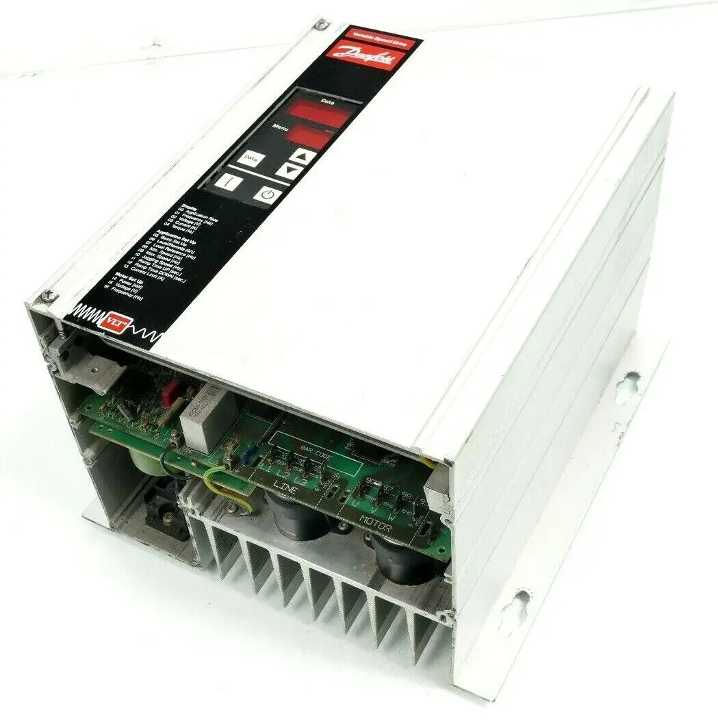Produktfoto 1 von Danfoss VLT3002 175 M3251 Frequenzumformer 175H3251 380-415V