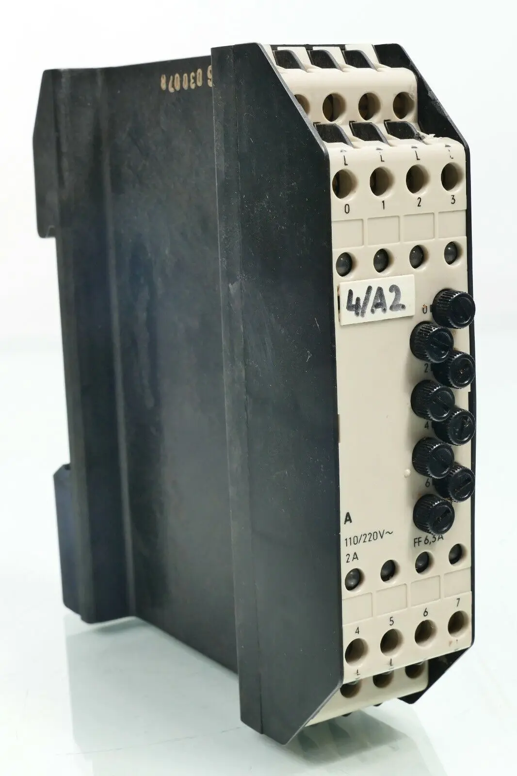 Produktfoto 1 von Siemens Simatic S5 Digitalausgabe 6ES5 415-7AA11 | 6ES5415-7AA11
