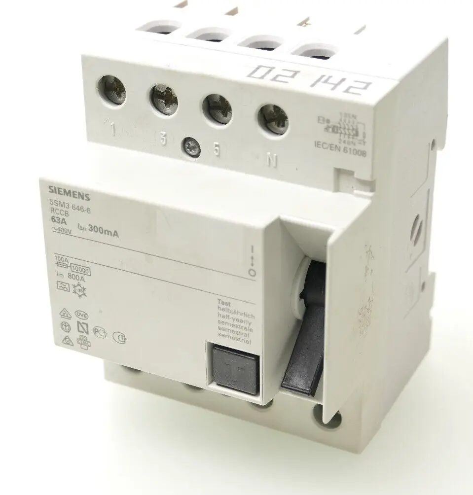 Siemens RCCB FI-Schutzschalter 5SM3 646-6 | 63A 300mA | 5SM3646-6