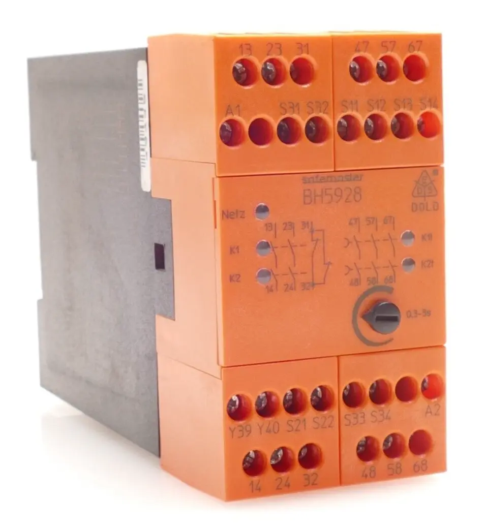 Produktfoto 1 von E.Dold & Söhne Not-Aus-Modul BH 5928.92 | 0049445