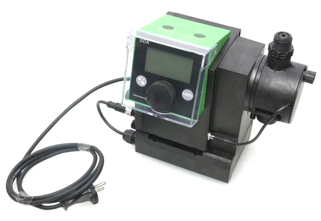 Produktfoto 1 von Grundfos Digitale Dosierpumpe | DDA 17-7 FC-PP/E/C-F-31U2U2FG + E-Box 200