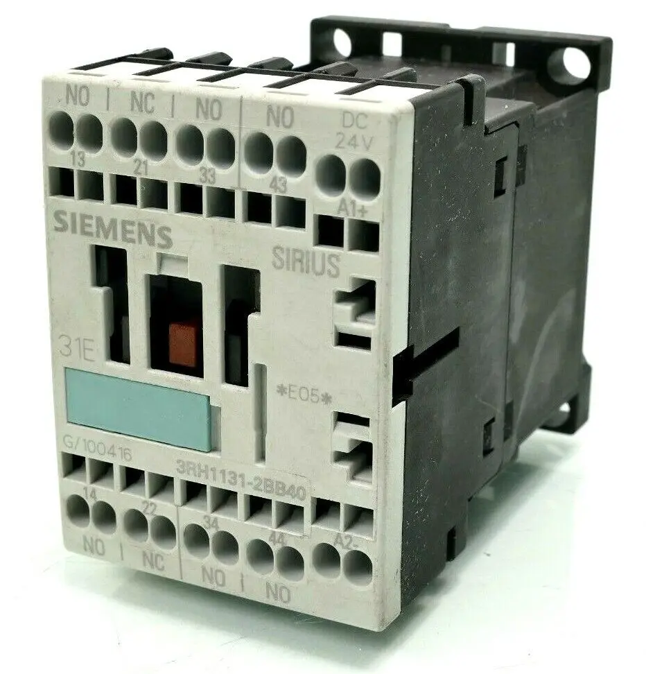 Produktfoto 1 von 2x Siemens SIRIUS Leistungsschalter 3RH1 131-2BB40 | E:05 | 3RH1131-2BB40