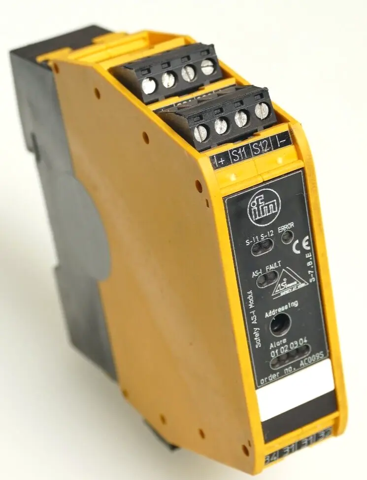 Produktfoto 1 von ifm AS-Interface Schaltschrankmodul SmartLine SafetyModul | AC009S