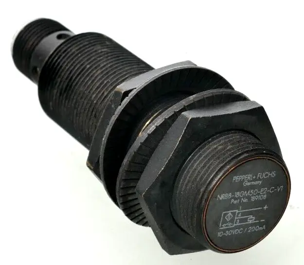 Produktfoto 1 von Pepperl + Fuchs Induktiver Sensor NRB8-18GM50-E2-C-V1 | 189108